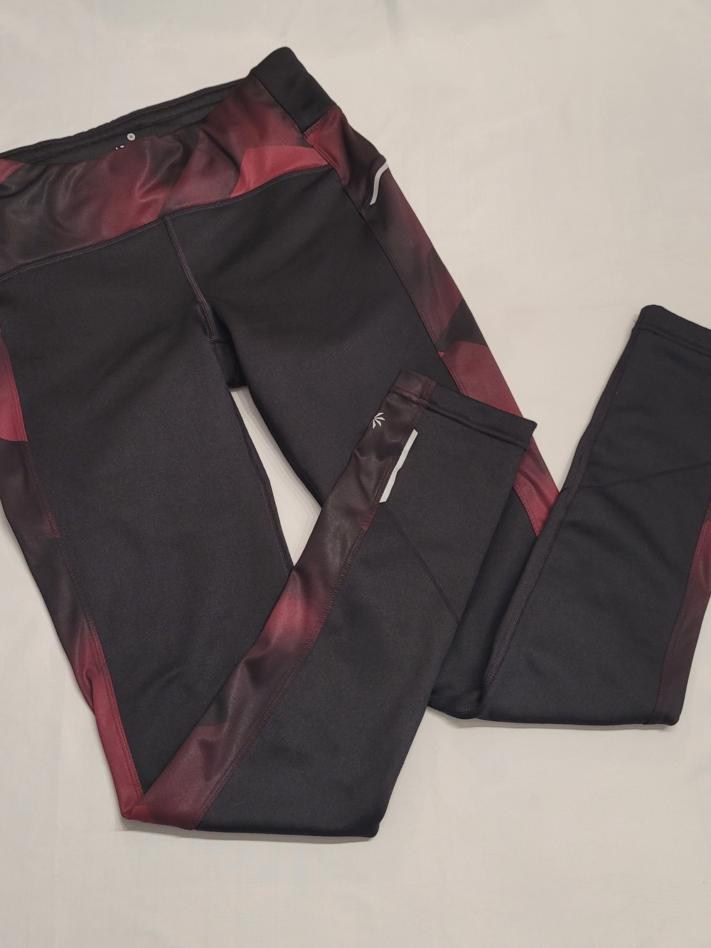Athleta Rainier Leggings MT Burgundy Black Fleece Lined Reflective